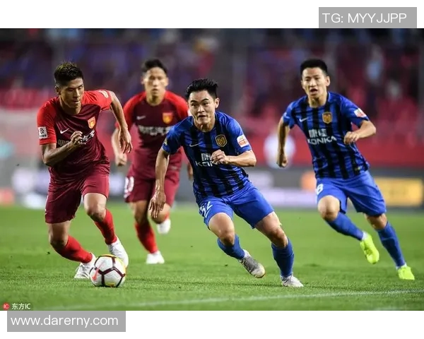 江苏苏宁迎战河北华夏幸福激情对决海报展现球队风采与斗志